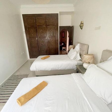 Flair'S - Families Only Apartment Marrakesh Bagian luar foto